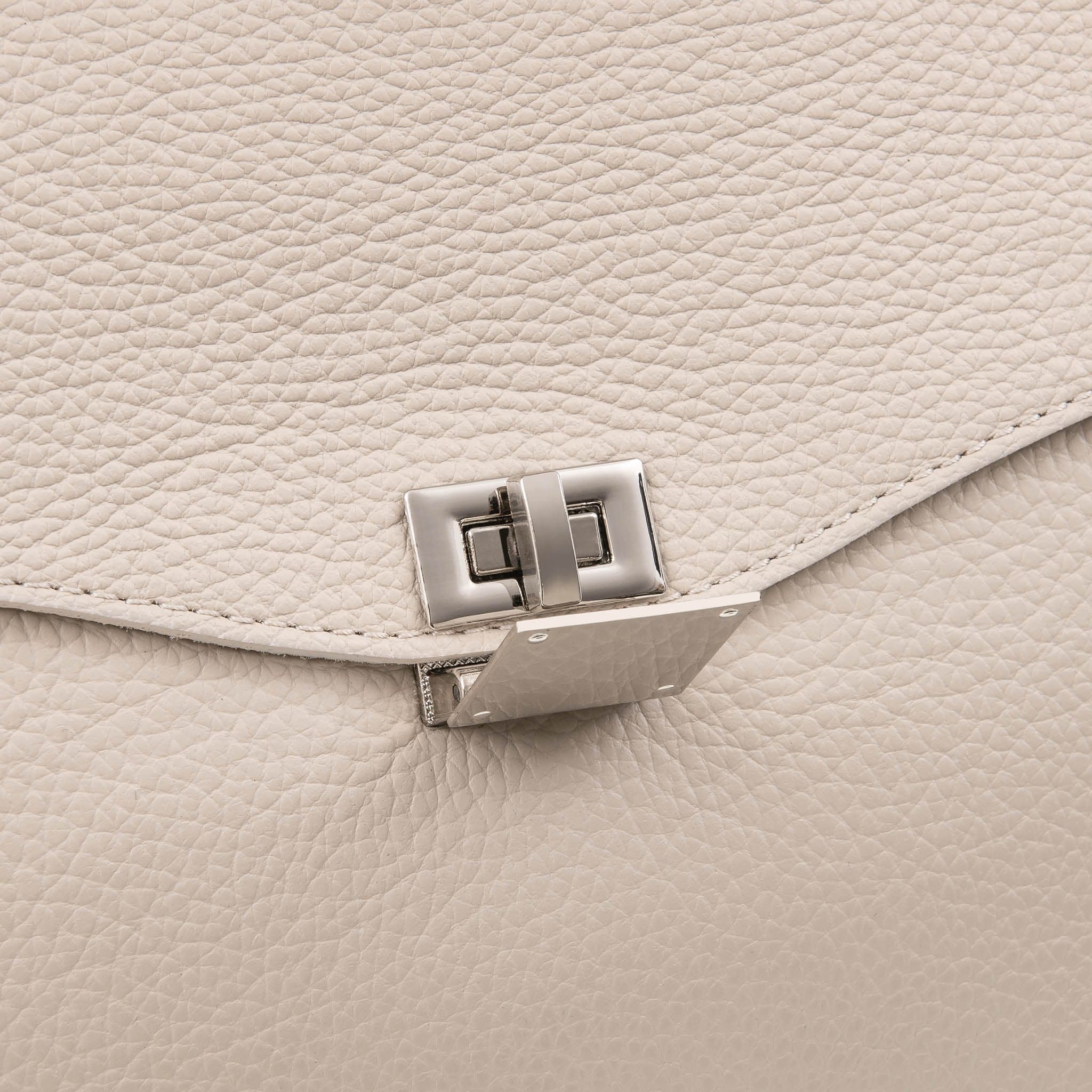 "Palma" Hand & Shoulder Bag 4